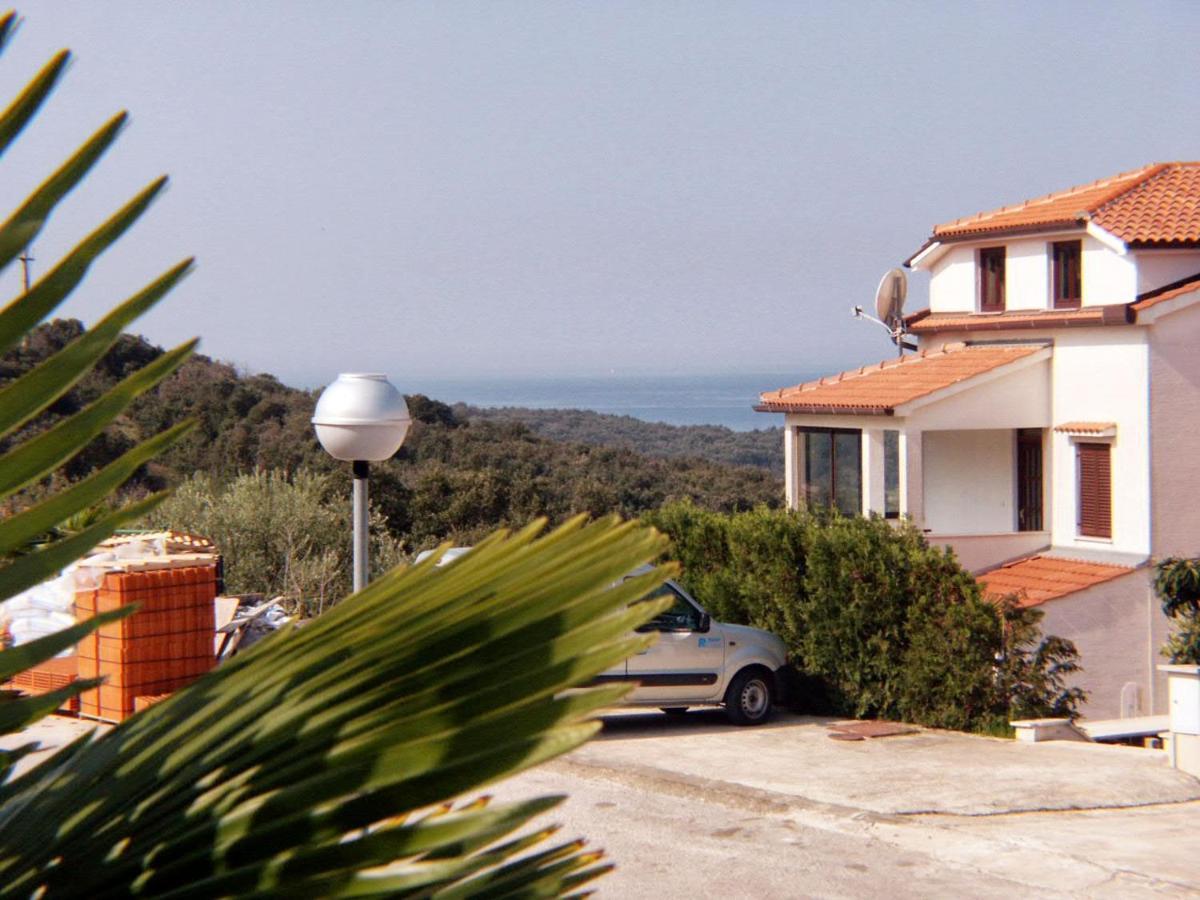 Apartments And Rooms With Wifi Vrsar, Porec - 3007 Exterior photo