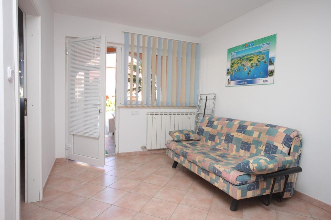 Apartments And Rooms With Wifi Vrsar, Porec - 3007 Exterior photo