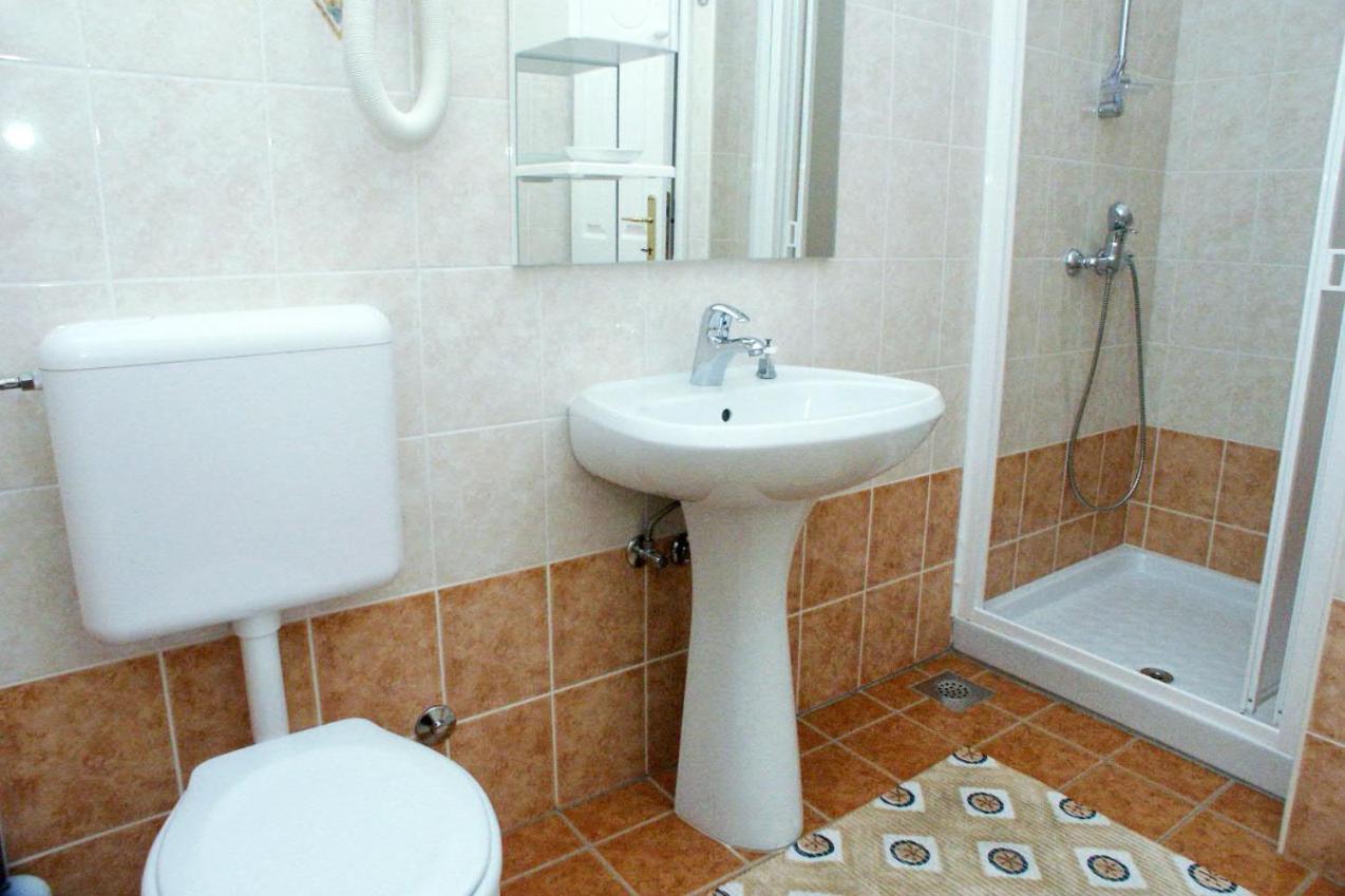 Apartments And Rooms With Wifi Vrsar, Porec - 3007 Exterior photo